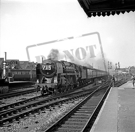 70023 1957 Swindon