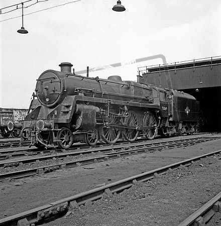 73069 1968-04-21 Patricroft