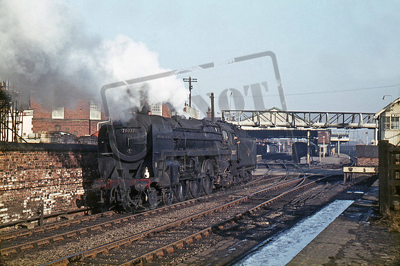 70037 1963-02-28 Grimsby Town