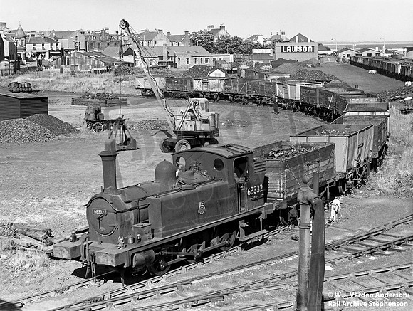 68332 1950s Leven Dock
