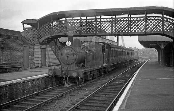 67189 1955-10 Braintree