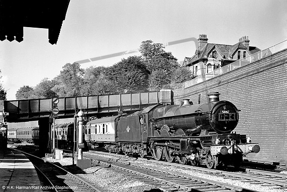 5047 1958-10-14 High Wycombe