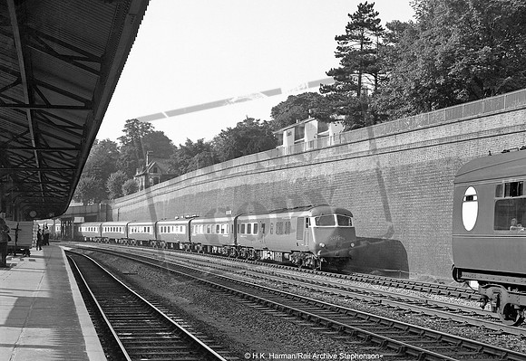 Blue Pullman 1960-09-13 High Wycombe