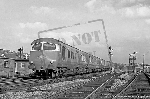 Blue Pullman 1965-08-20 High Wycombe