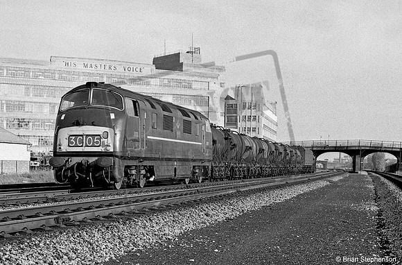 D870 1963-10-19 Hayes & Harlington