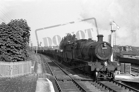 2898 1951-05-31 Pangbourne