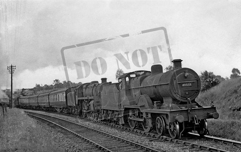 Rail-Online | Fowler 2P 4-4-0 | 40568 73052 1950s Chilcompton