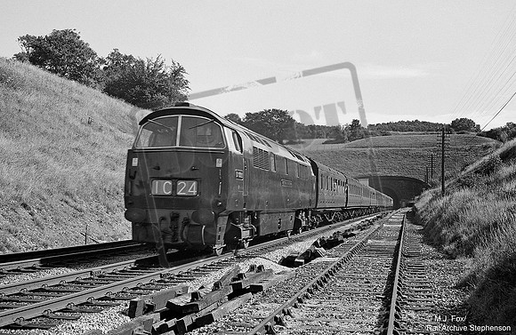 D1005 1962-08-18 Whiteball