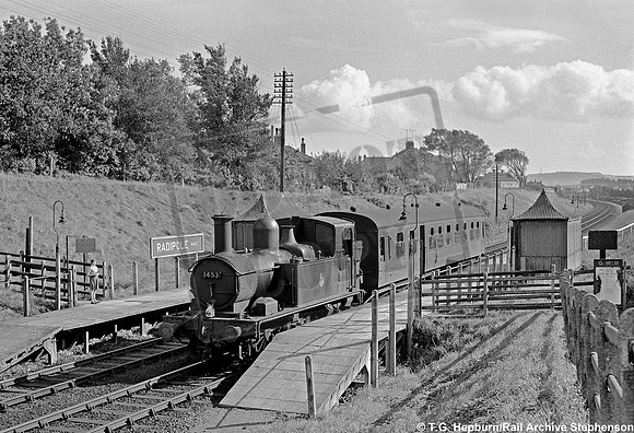 1453 1957-09 Weymouth Radipole Halt