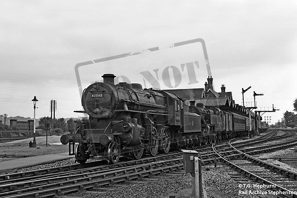 43040 1957-06-10 Trent