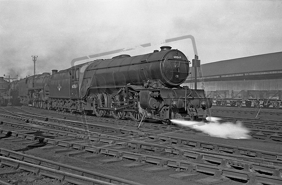 60869 1960s Kings Cross Top Shed