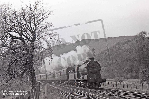 64618 1965-05-01  near Kinfauns, Perth