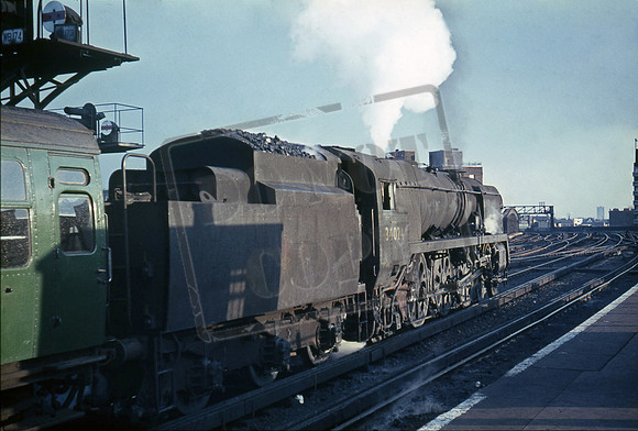 34024 1967-03-29 Waterloo