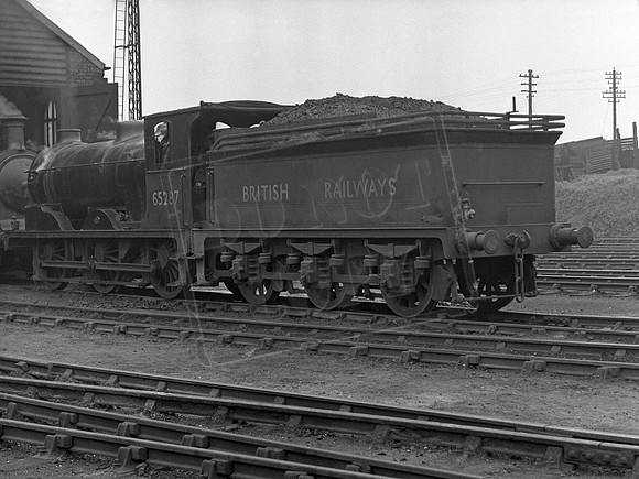 65287 1950-05-30 Kipps shed
