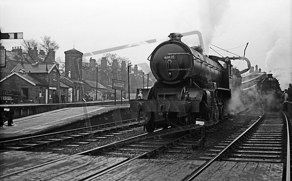 61435 1964-04-25 Harrogate