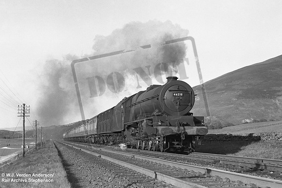 46210 1950s near Lamington