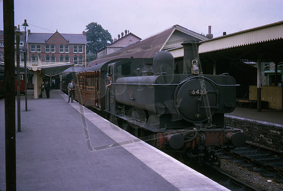 6433 1962-07-17 Merthyr