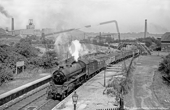 61310 1950s Lofthouse & Outwood