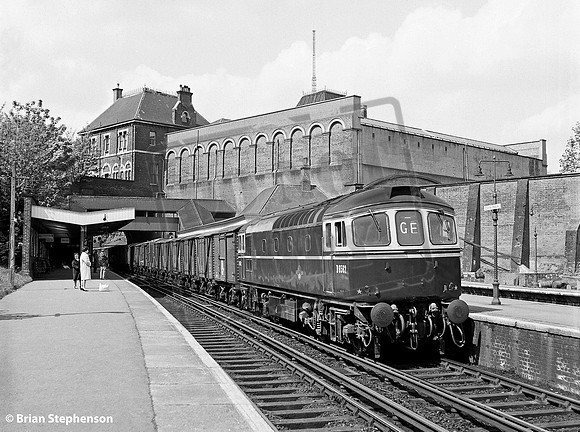 D6562 1966-05-07 Crystal Palace