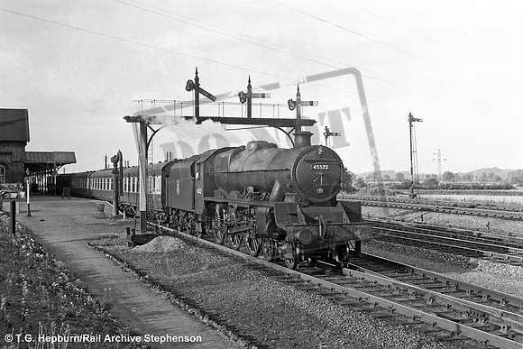 45572 1950s Trent