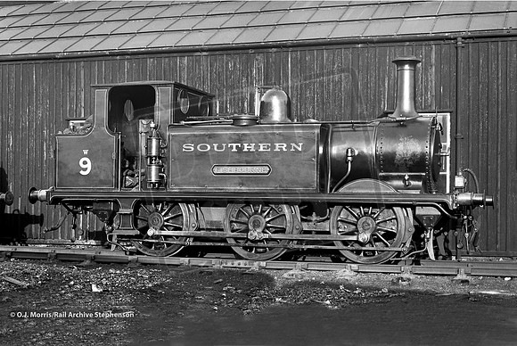 W9 1920s Newport IOW