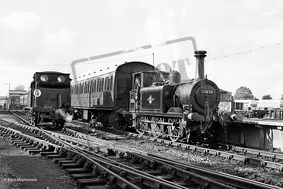 32636 1963-11-02 Havant