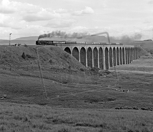 70016 1967-07-22 Ribblehead Viaduct