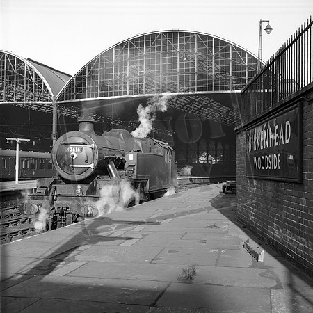 42616 1967-03-05 Birkenhead Woodside