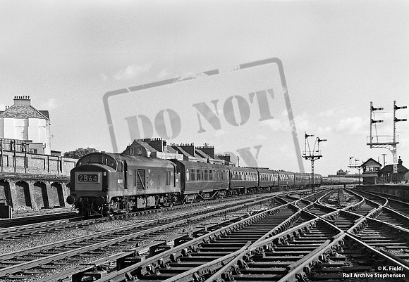 D5902 1966 Holloway Bank