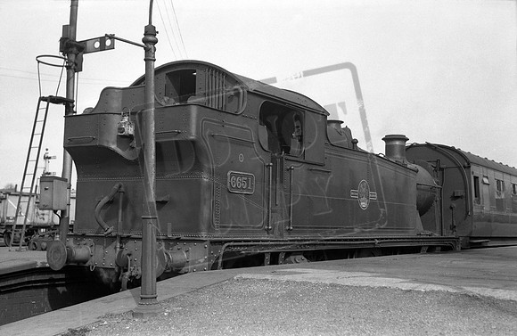 6651 1963c Pontypool Road