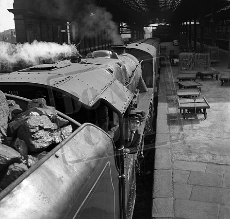 45156 1968-06 Manchester Exchange