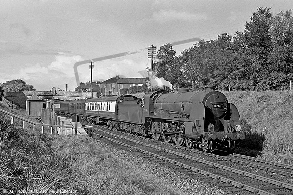 30764 1957-09 Radipole Halt