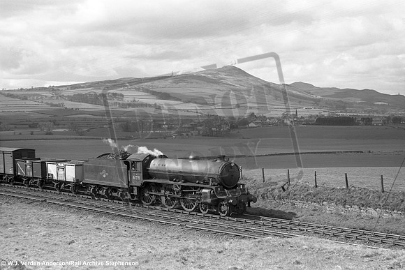 61221 1958c  between Falkland Road and Kingskettle stations, Fife