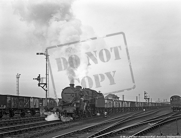 42913 1965c Ayr, Falkland Yark