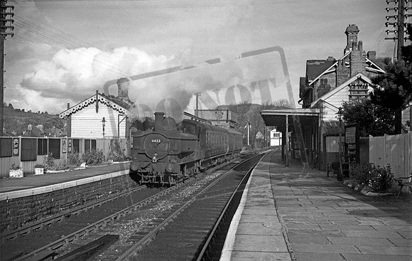 6423 1957-03 Abergavenny Brecon Road