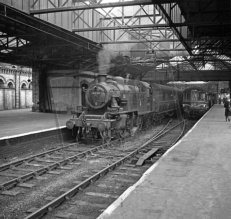 41232 1962-04-19 Crewe