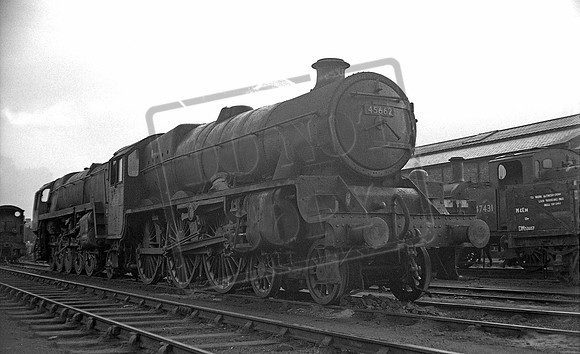 45662 1962-12 Crewe Works