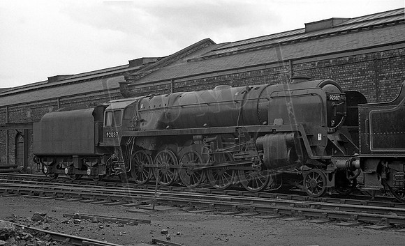 92087 1963-04 Crewe Works
