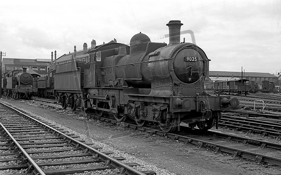 9025 1957-08  Swindon