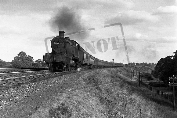 5954 1940s Wishing Well Halt