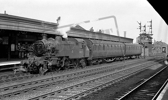 41270  1955-04-30 Hitchin