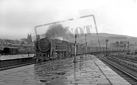 70044 1961-04-21 Skipton