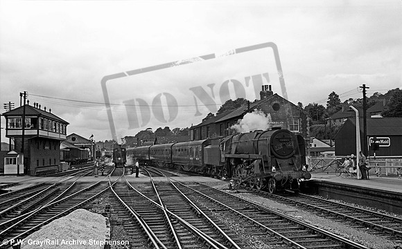 92203 1959-08-01 Exeter St Davids