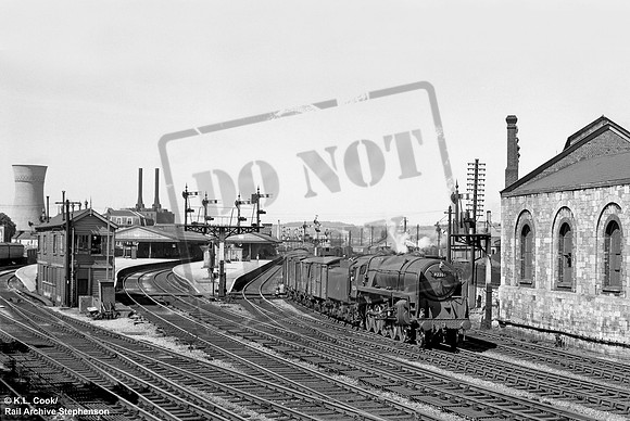 92206 1959-06-18 Newton Abbot station