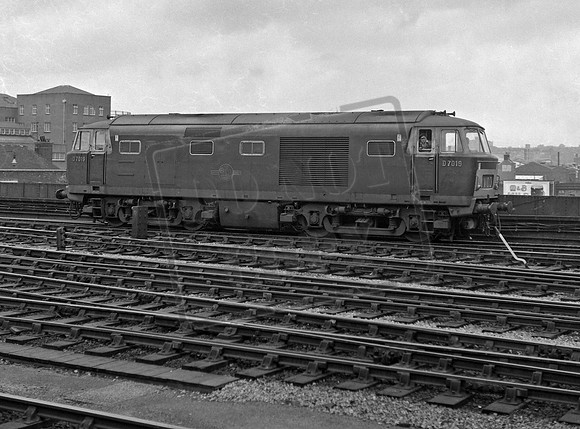 D7019 1962-06 Bath Road