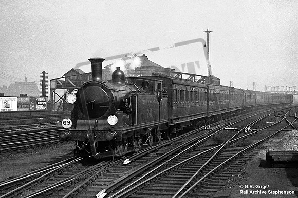 241 1933-04-02 Clapham Junction