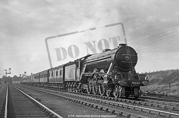 2556 1928-07 Potters Bar