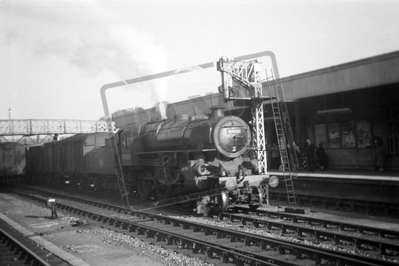 43068 1960s Lincoln Central