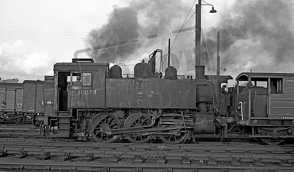 30074 1960 Southampton Docks