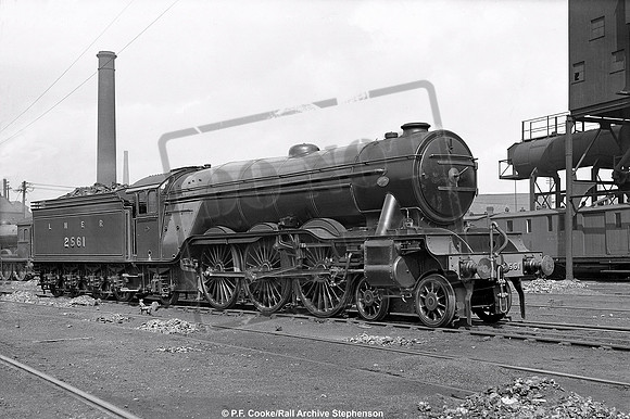 2561 1925-06 Gorton
